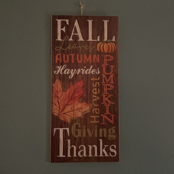 Ashland, Fall wooden wall decoration, with colorful leaf, pumpkin, season words - Picture 4 of 17